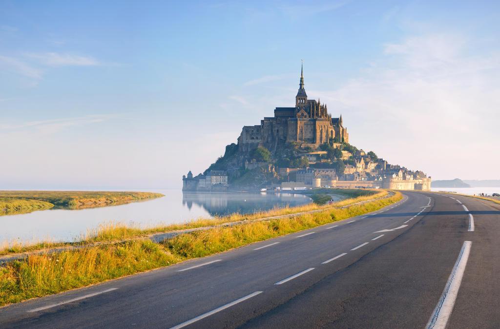מלון Mont-Saint-Michel Le Mouton Blanc מראה חיצוני תמונה